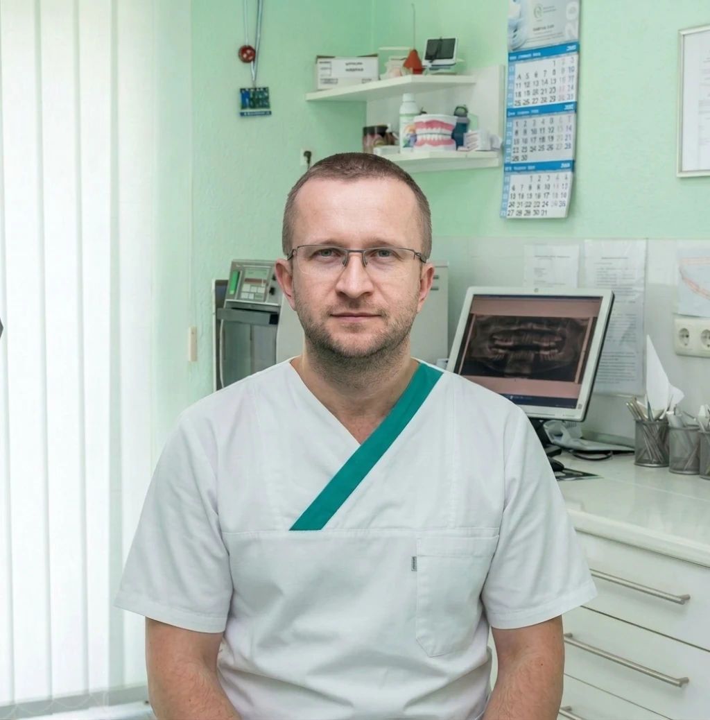 Edin Bukić, doktor stomatologije